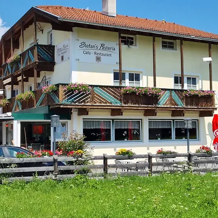 Apartament Bergsee Sun - Am Wildsee - Atemberaubende Aussicht Seefeld w Tirolu